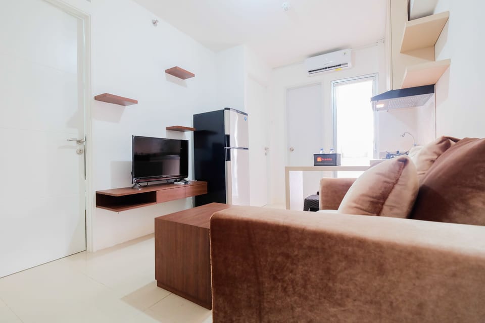 Room | Living room | TV