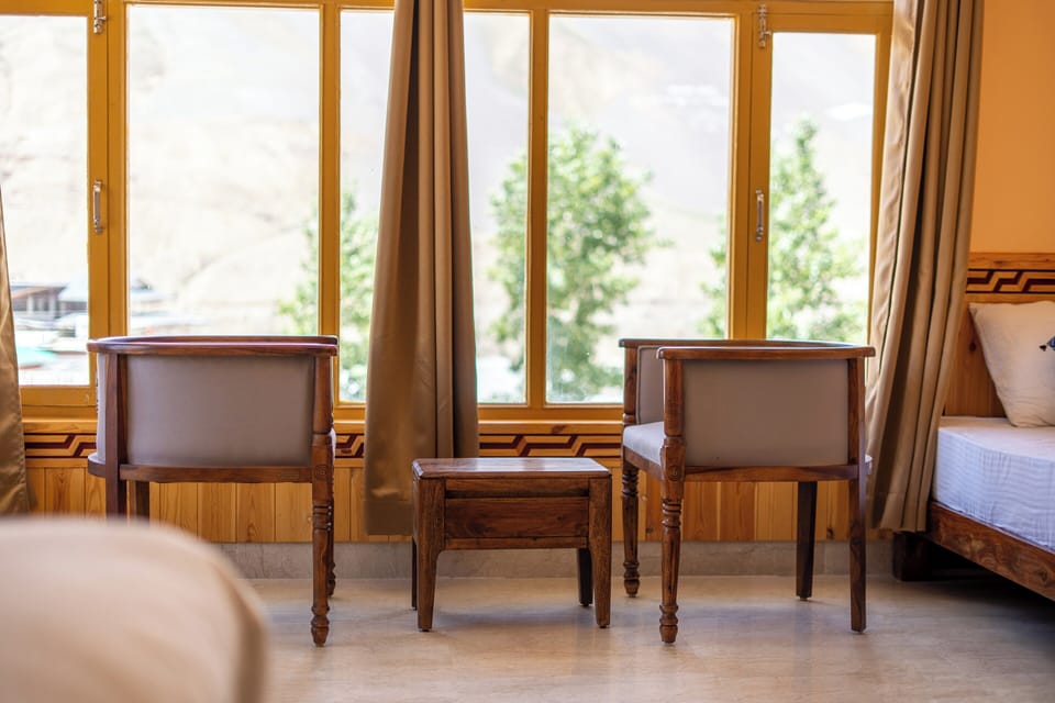 Luxury Triple Room | 1 bedroom, memory foam beds, WiFi (free), individually decorated