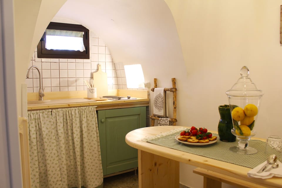 Deluxe Suite (Trullo) | Private kitchenette | Shared fridge, coffee/tea maker, electric kettle