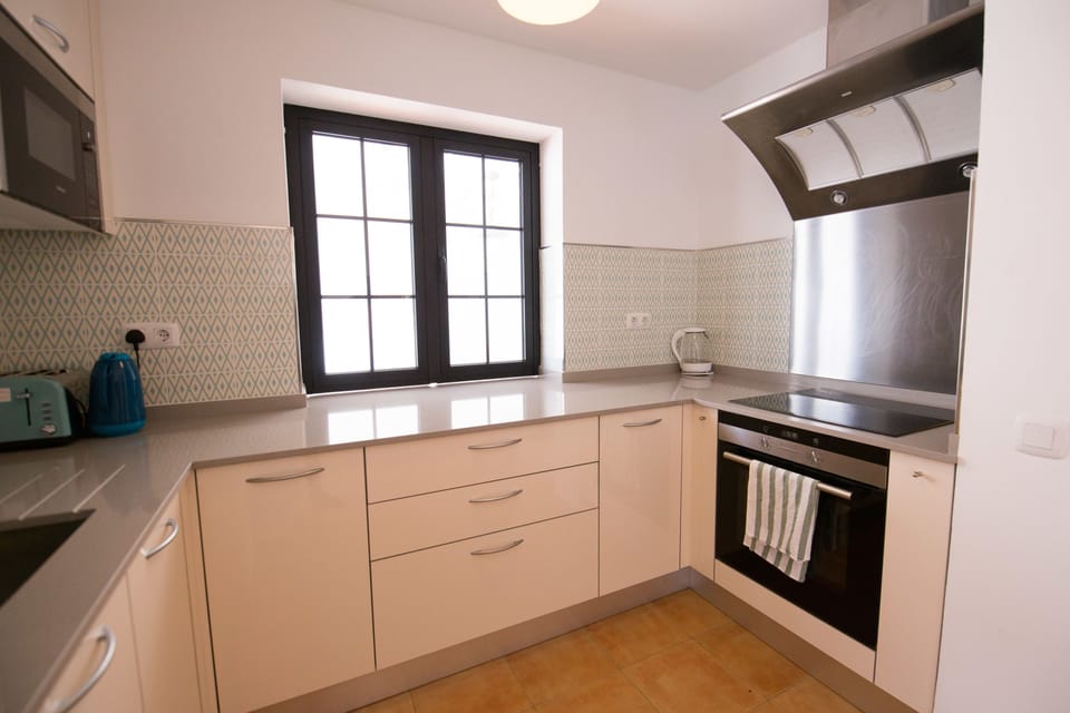 Shared fridge, microwave
