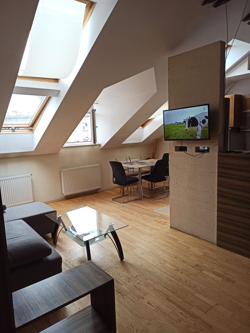 Comfort Apartment, Multiple Beds | Living area | TV