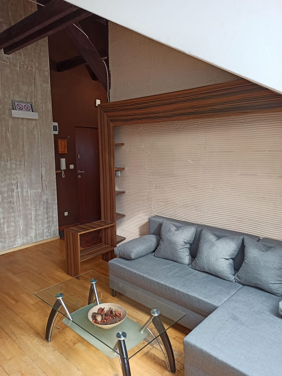 Comfort Apartment, Multiple Beds | Blackout drapes, soundproofing, iron/ironing board, free WiFi