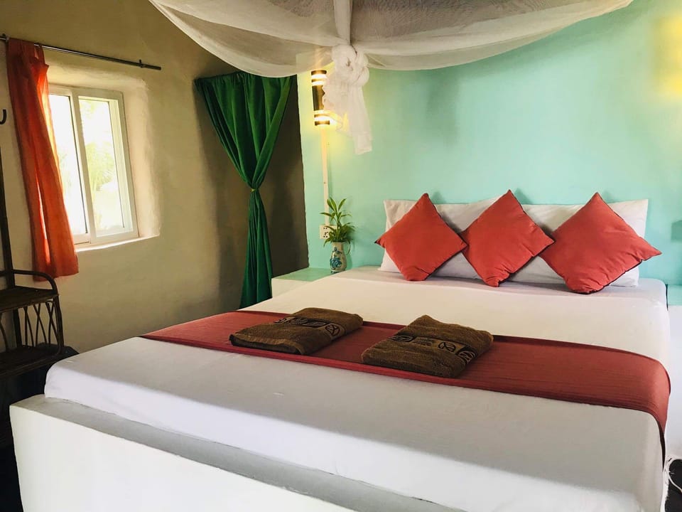 Classic Double Room | WiFi (free), bed sheets