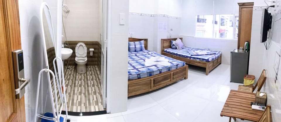 Minibar, desk, soundproofing, free WiFi