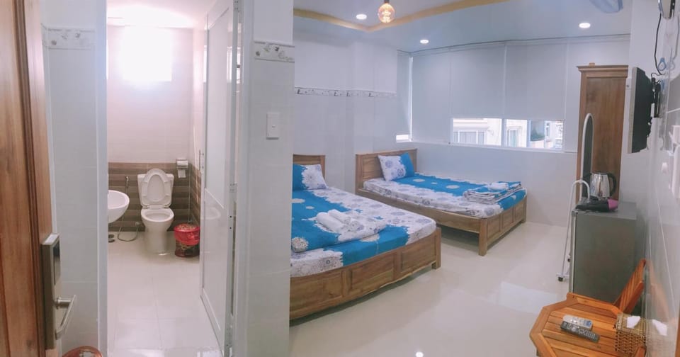 Minibar, desk, soundproofing, free WiFi
