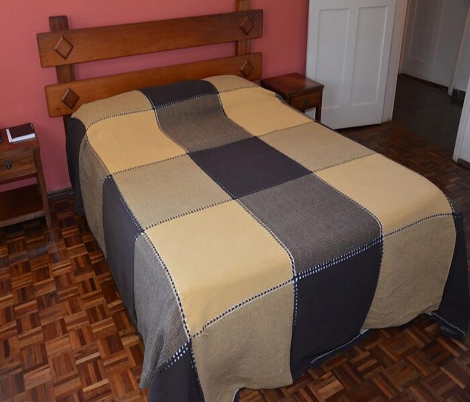 Standard Apartment, 1 Double Bed | Laptop workspace, free cribs/infant beds, free WiFi, bed sheets