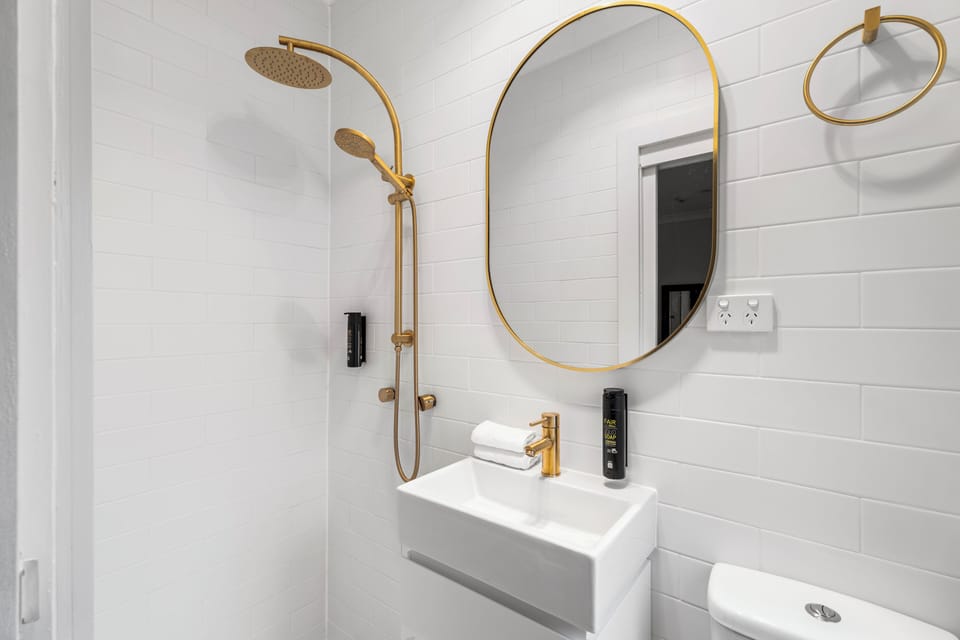 Family Room, 2 Bedrooms | Bathroom | Shower, hair dryer, towels, soap