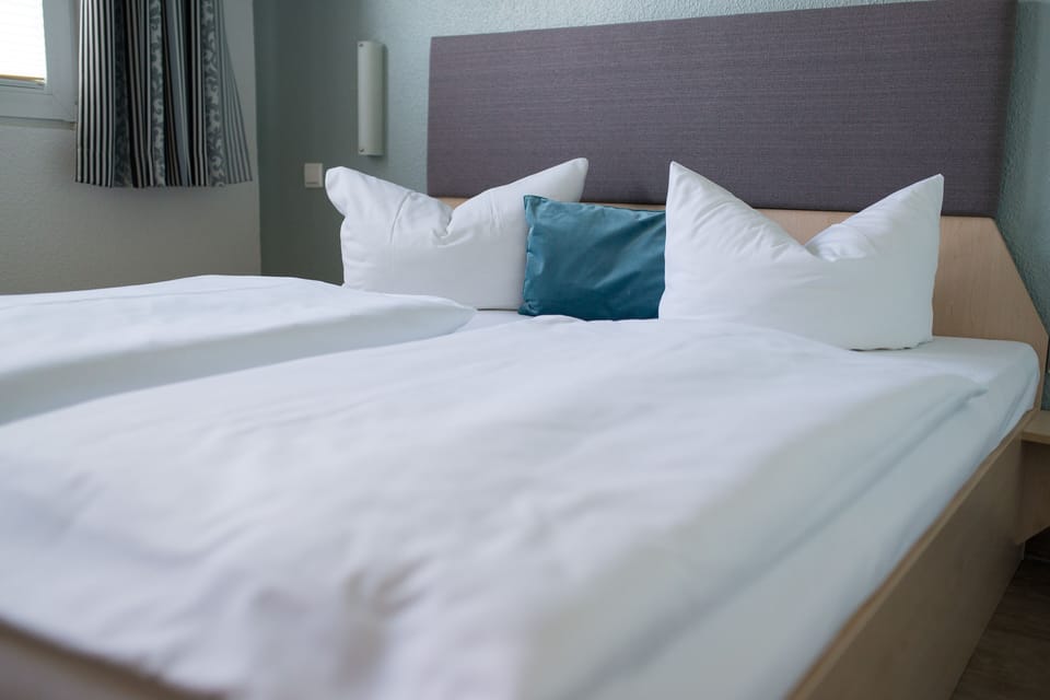 Double Room | Desk, iron/ironing board, free cribs/infant beds, free WiFi
