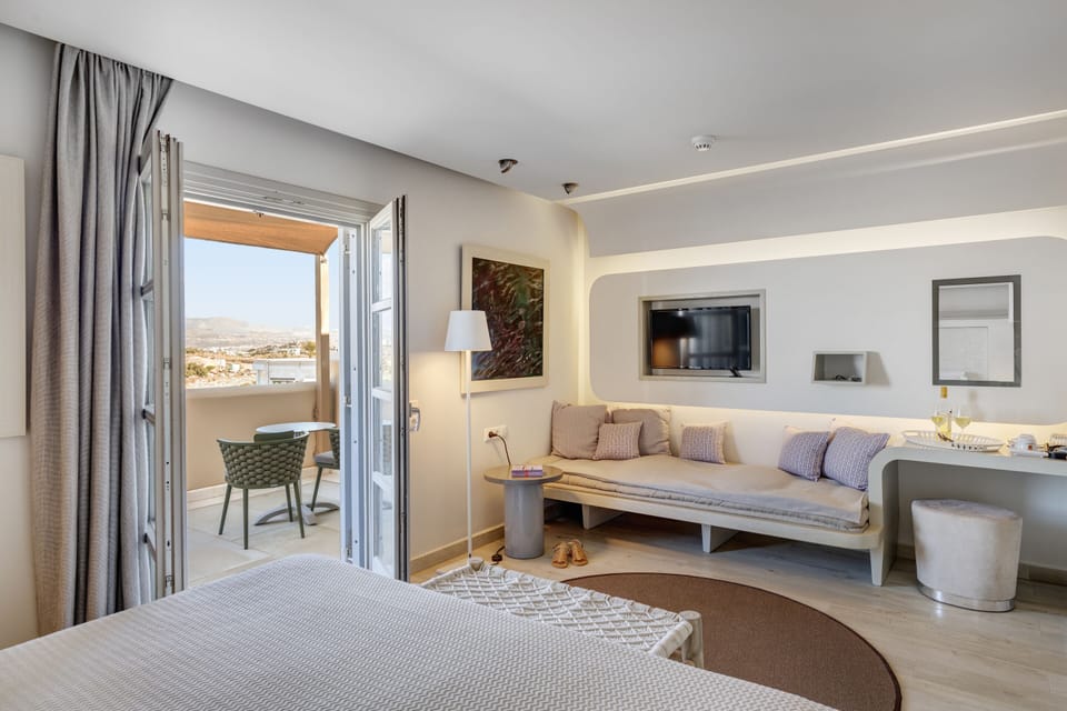 Double Room, Sea View | Premium bedding, in-room safe, soundproofing, iron/ironing board