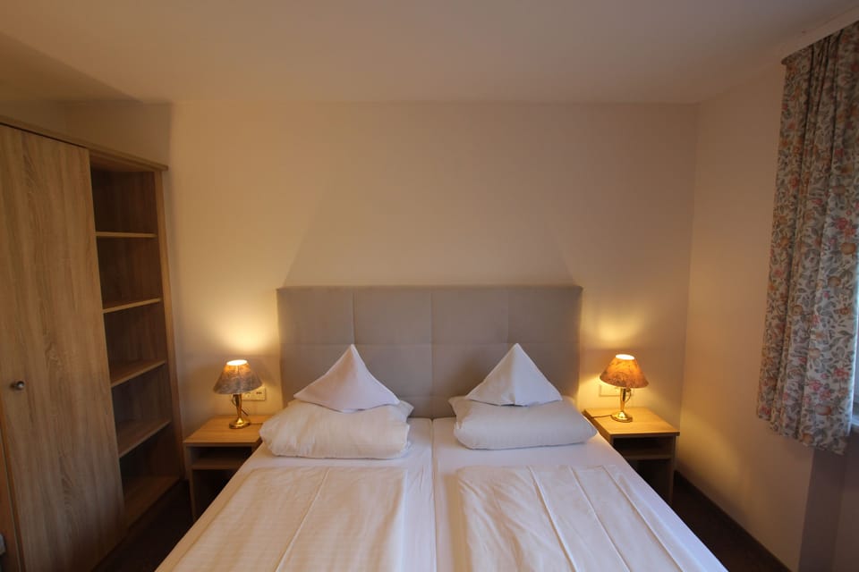 Double Room | Desk, blackout drapes, free WiFi, bed sheets