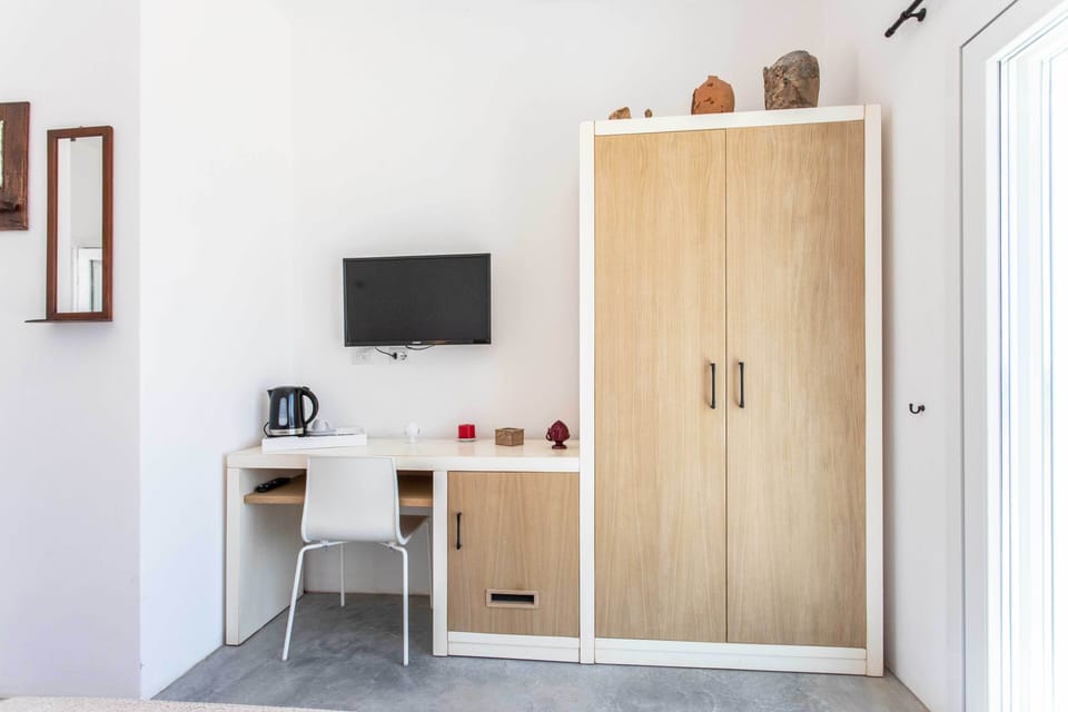 Standard Duplex, 2 Bedrooms, Private Pool | 1 bedroom, free WiFi, bed sheets