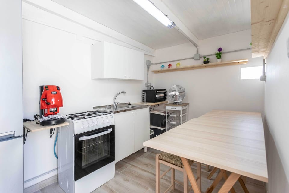 Standard Duplex, 2 Bedrooms, Private Pool | Private kitchen