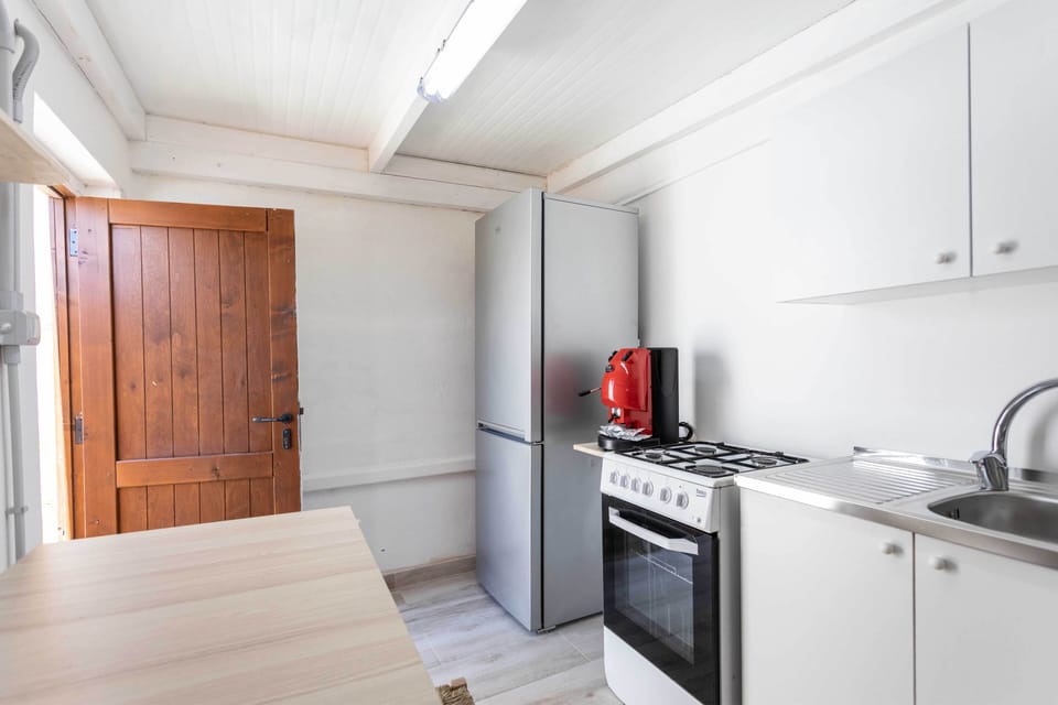 Standard Duplex, 2 Bedrooms, Private Pool | Private kitchen