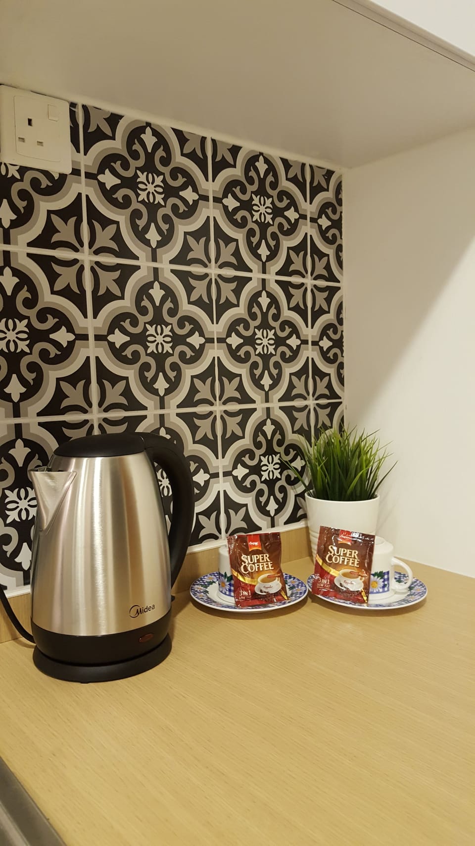Comfort Apartment, 1 Queen Bed | Coffee and/or coffee maker