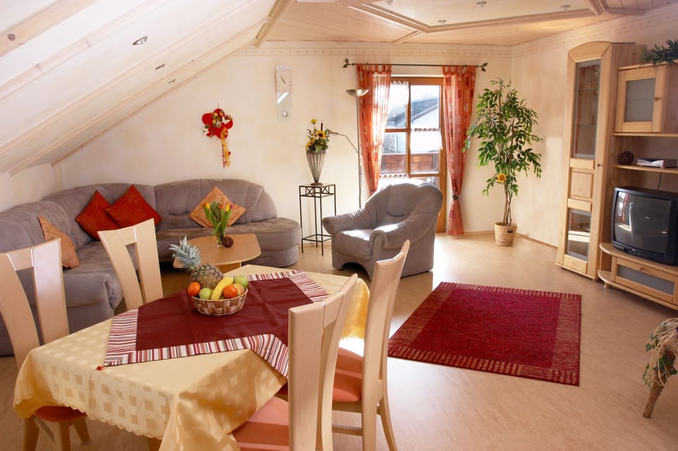 100sqm Vacation Home with Balcony and Mountain View | Living room | 32-inch LED TV with satellite channels, TV