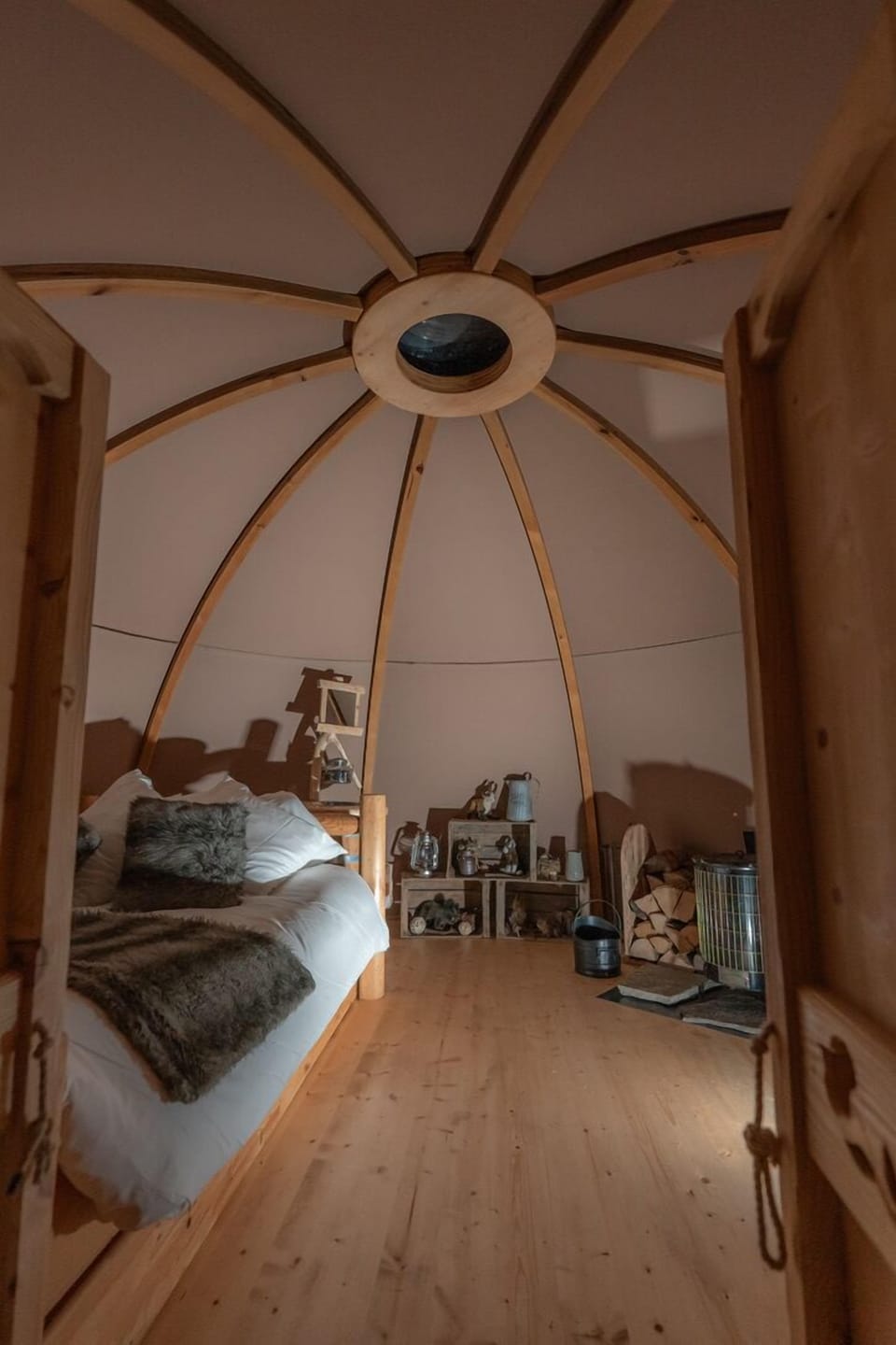 Tent (Lodge Couple) | Individually decorated, individually furnished, free WiFi, bed sheets