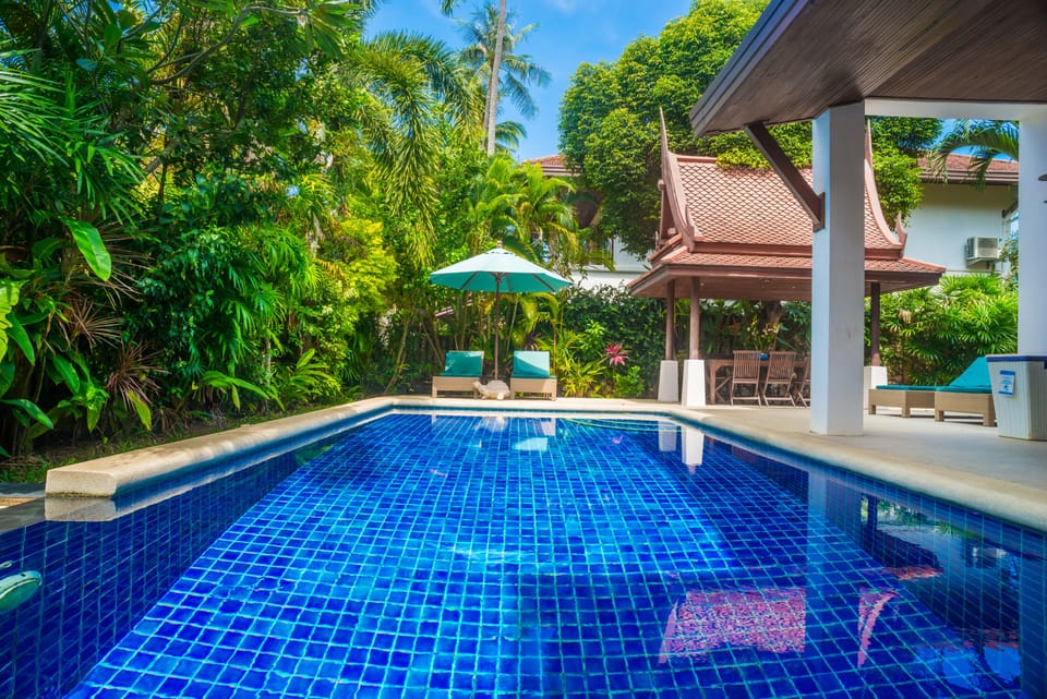 Private pool