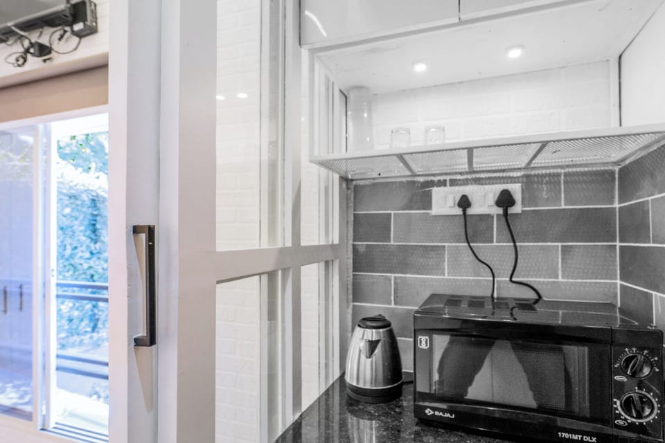Grand Room | Private kitchenette