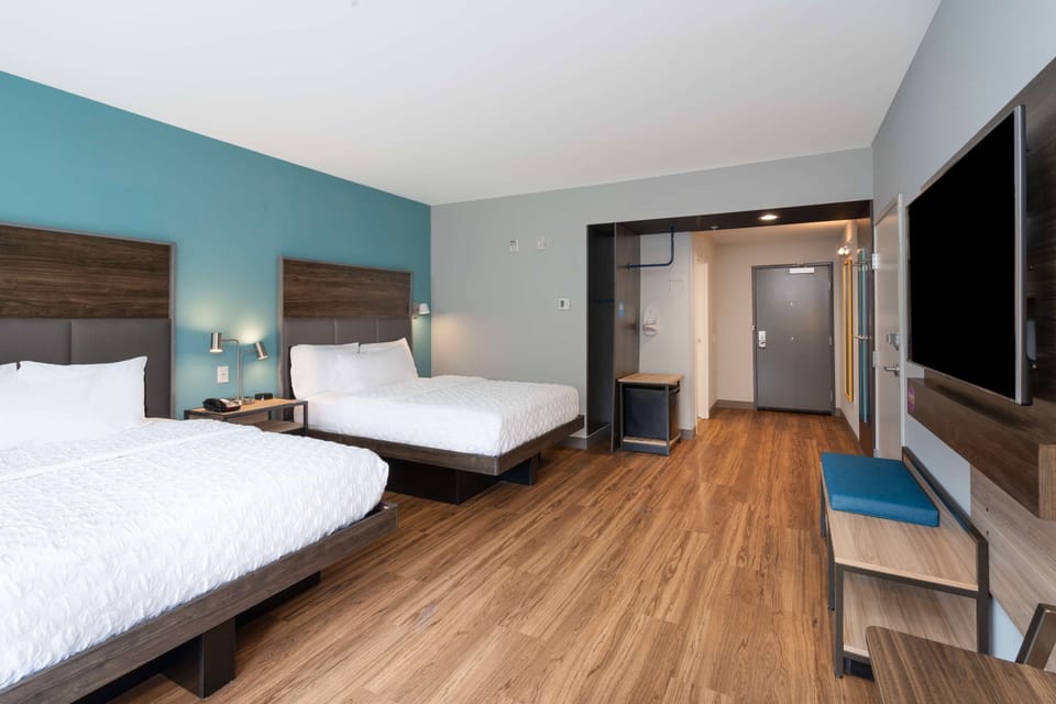 Room, 2 Queen Beds, Accessible (Roll-In Shower, Mobiity & Hearing) | Hypo-allergenic bedding available, desk, laptop workspace