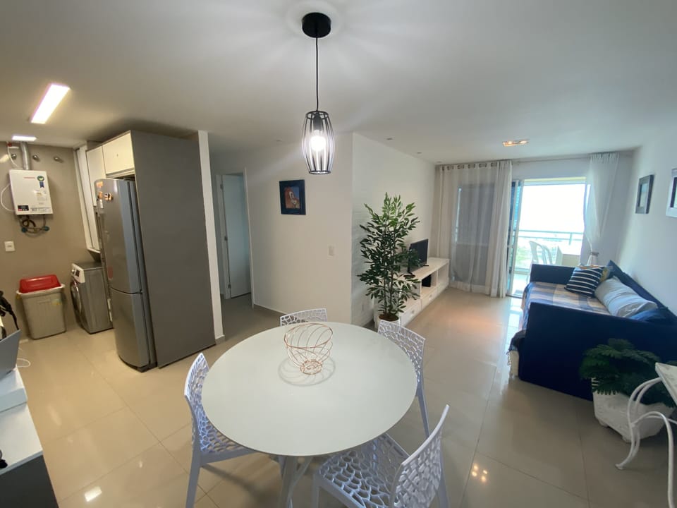 Apartment, 3 Bedrooms, Sea View | In-room dining
