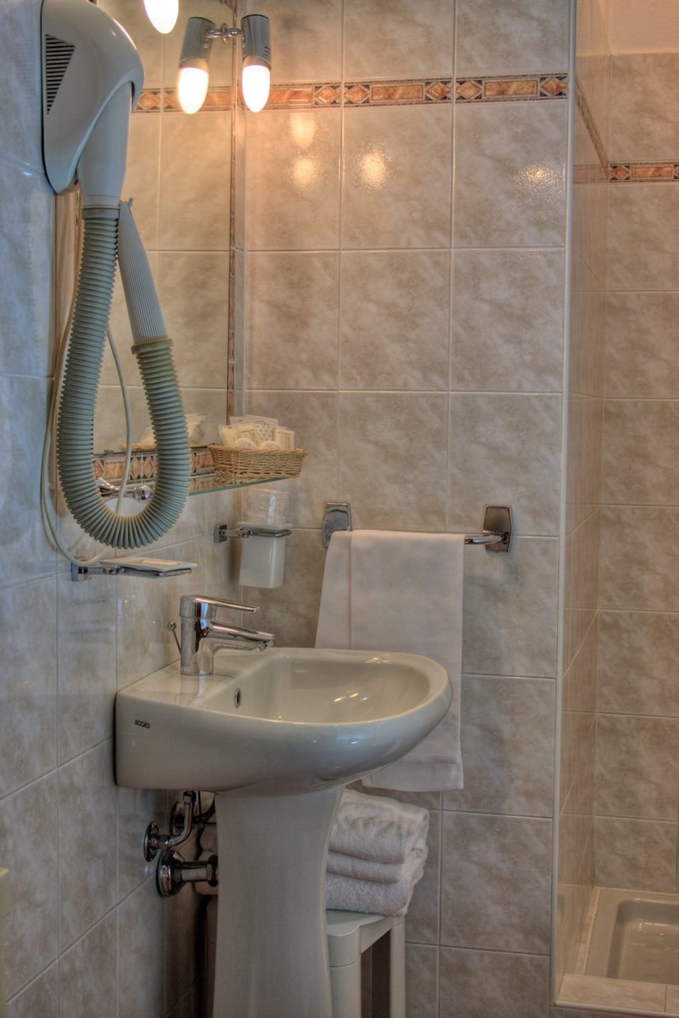 Free toiletries, hair dryer, bidet, towels