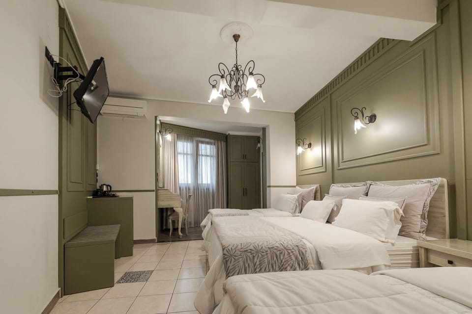 Standard Family Room | 1 bedroom, Egyptian cotton sheets, premium bedding, Tempur-Pedic beds