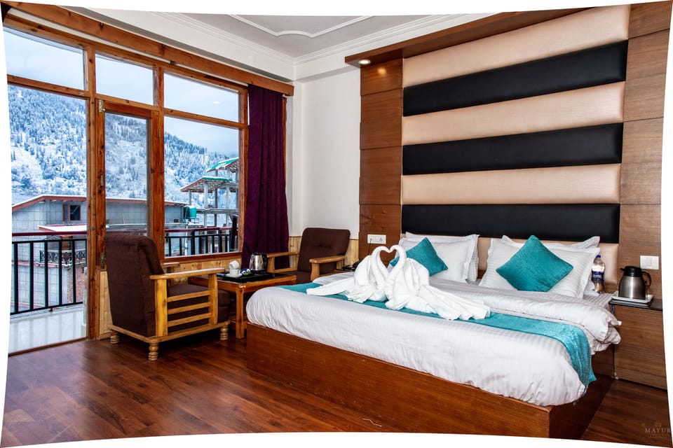 Executive Room, 1 Queen Bed | Egyptian cotton sheets, premium bedding, soundproofing