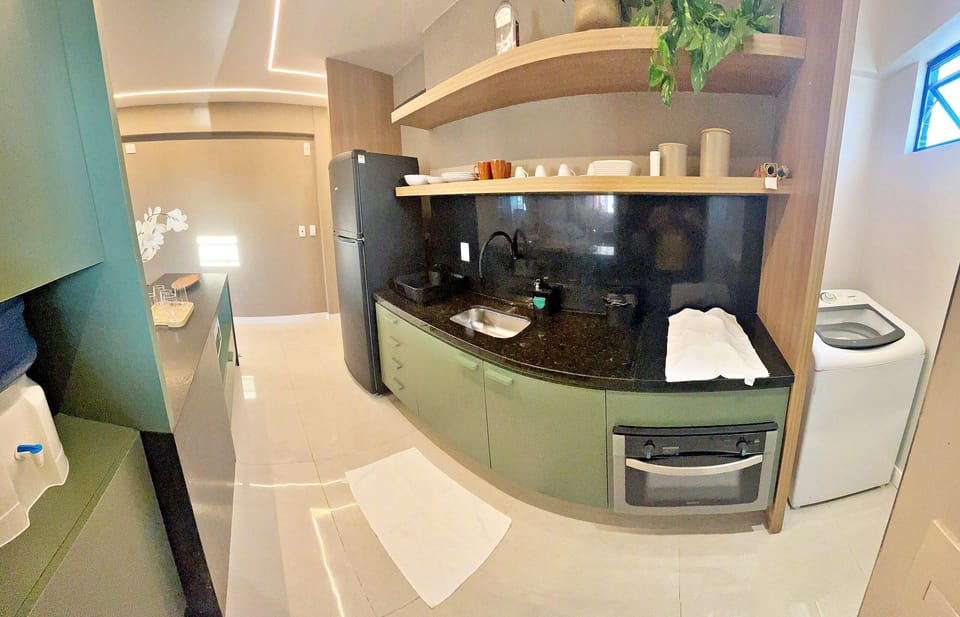 Apartment (1007) | Private kitchen | Full-size fridge, microwave, oven, toaster