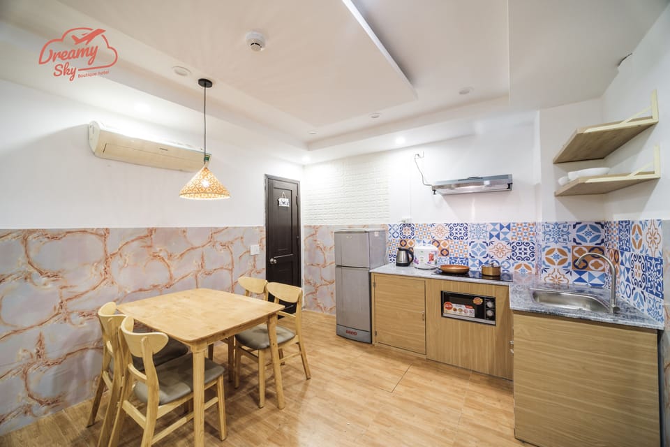 Shared fridge, shared microwave, electric kettle