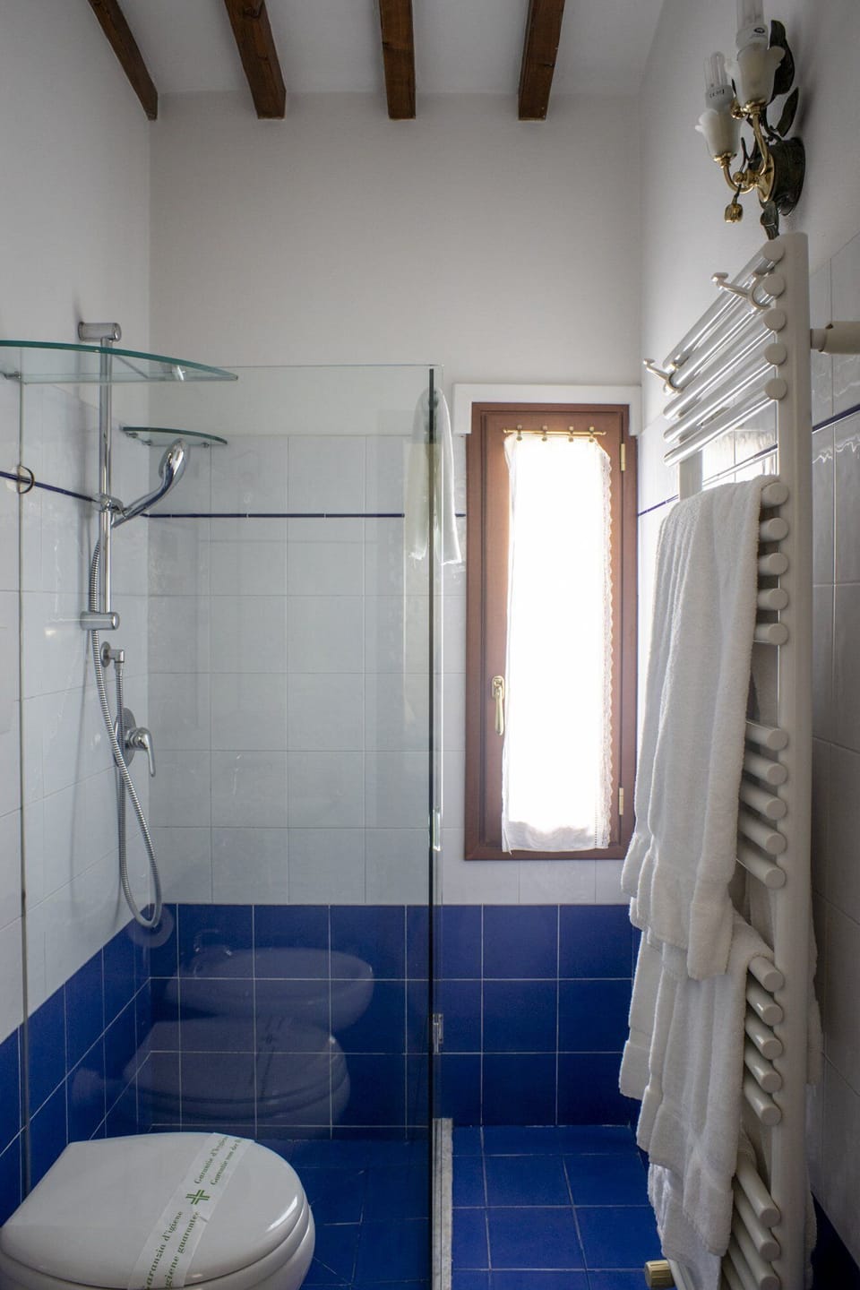 Superior Double or Twin Room, Valley View | Bathroom | Free toiletries, hair dryer, bidet, towels