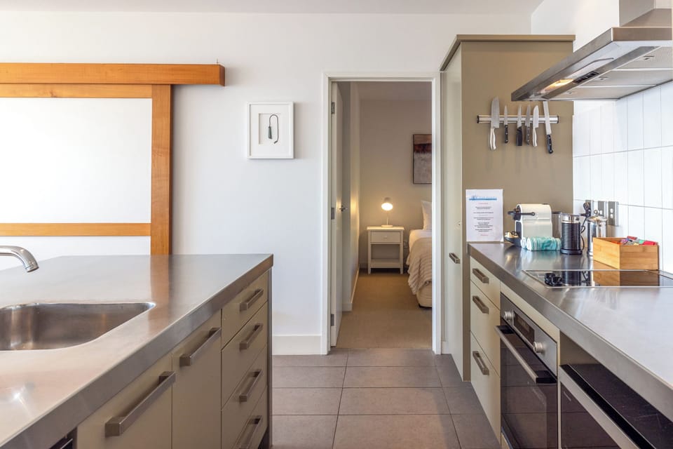 Premium Apartment, Multiple Beds, Ocean View | Private kitchen | Oven, stovetop, dishwasher, coffee/tea maker