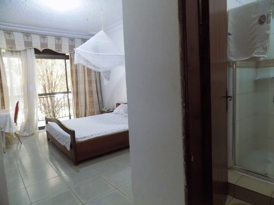Double Room | Individually furnished, desk, laptop workspace, soundproofing