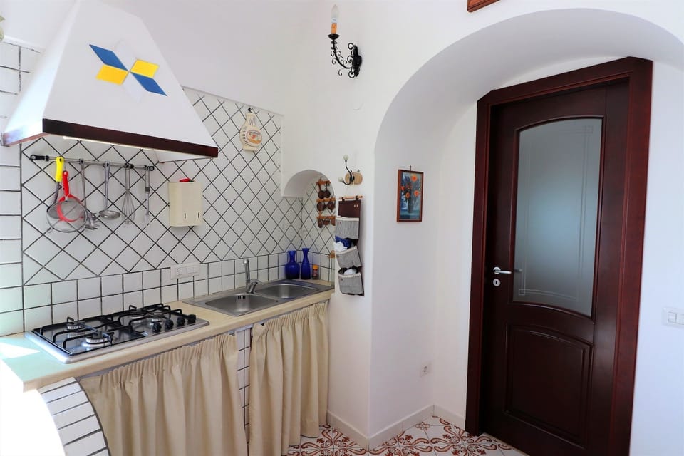 Apartment, 2 Bedrooms, Terrace, Sea View | Private kitchen | Coffee/tea maker, fridge, microwave, stovetop