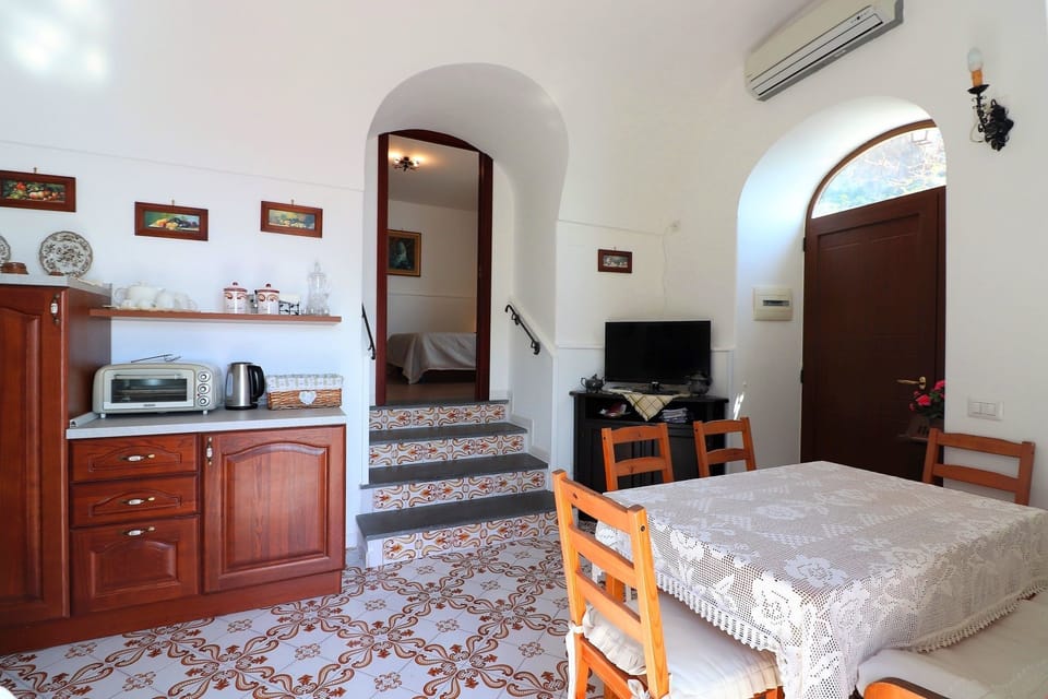 Apartment, 2 Bedrooms, Terrace, Sea View | Interior