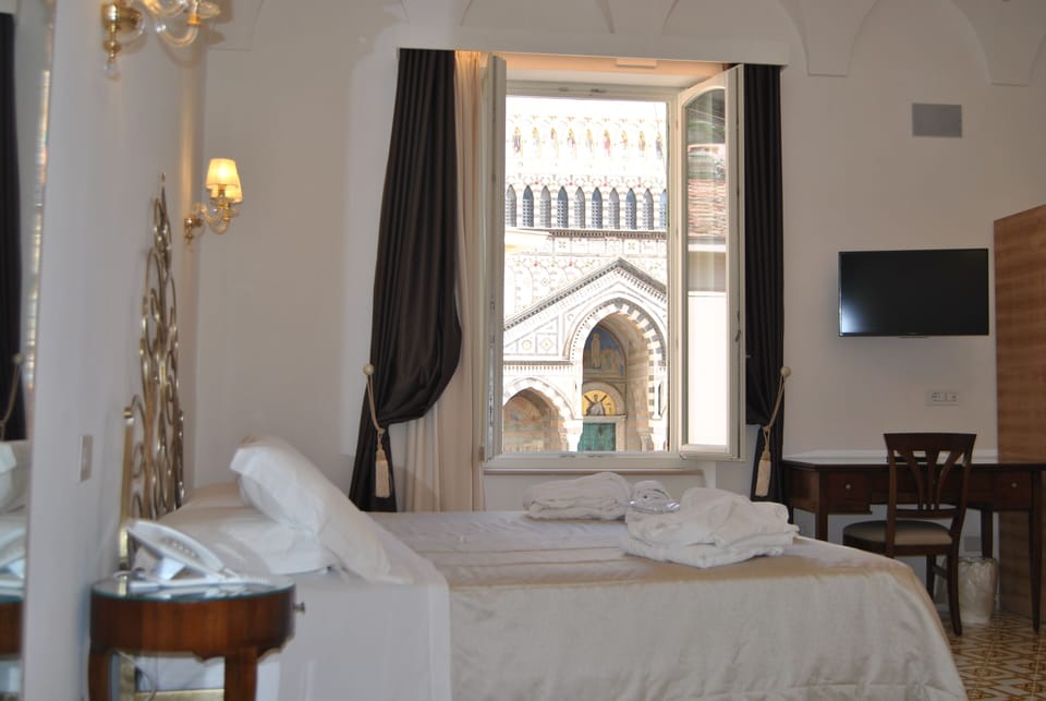 Exclusive Suite, City View | 1 bedroom, premium bedding, down comforters, memory foam beds