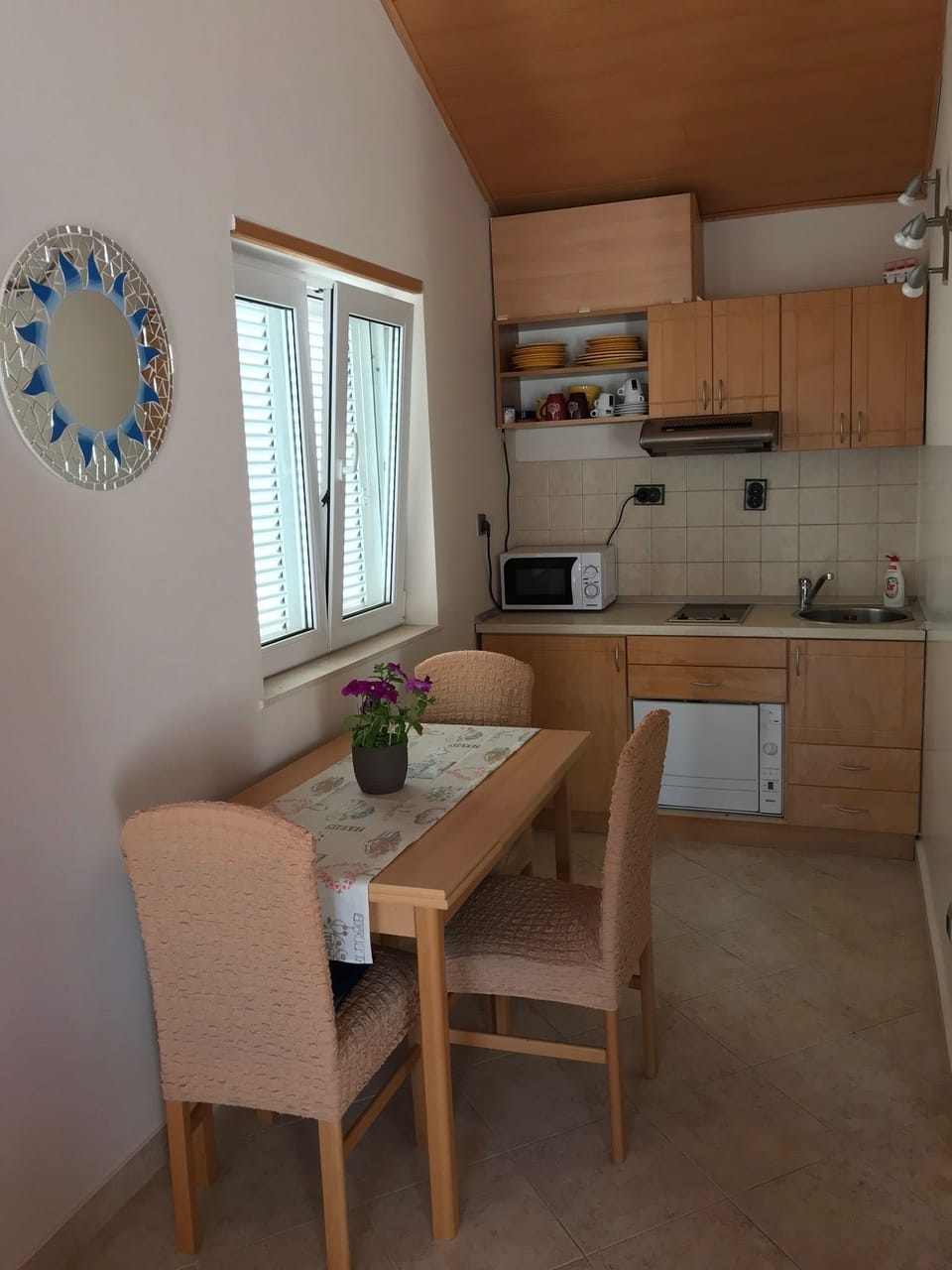 Private kitchenette