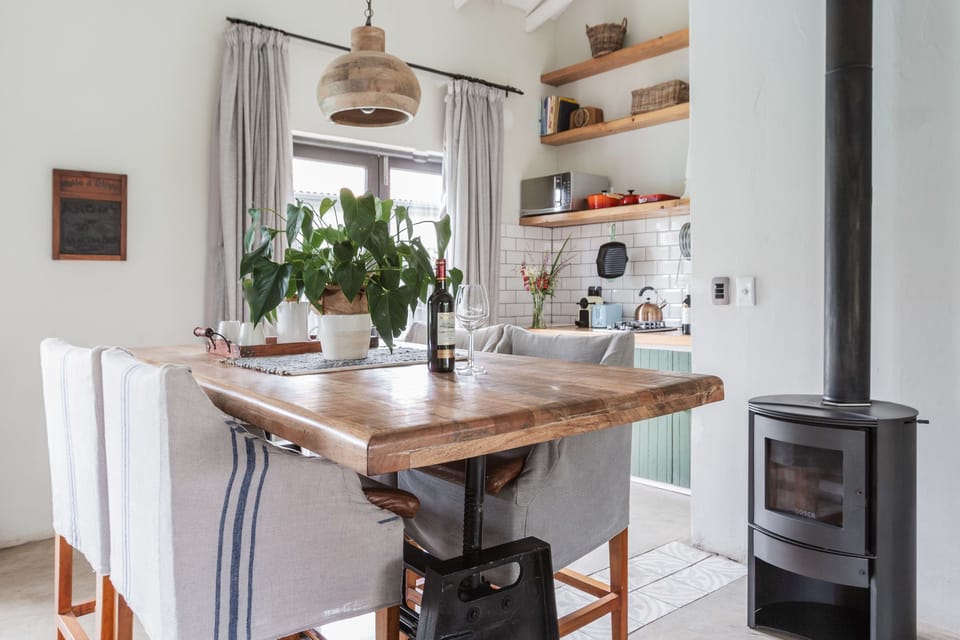 Luxury Suite, 1 Bedroom, Kitchenette, Garden View (Sage) | Private kitchen | Stovetop, espresso maker, electric kettle, toaster