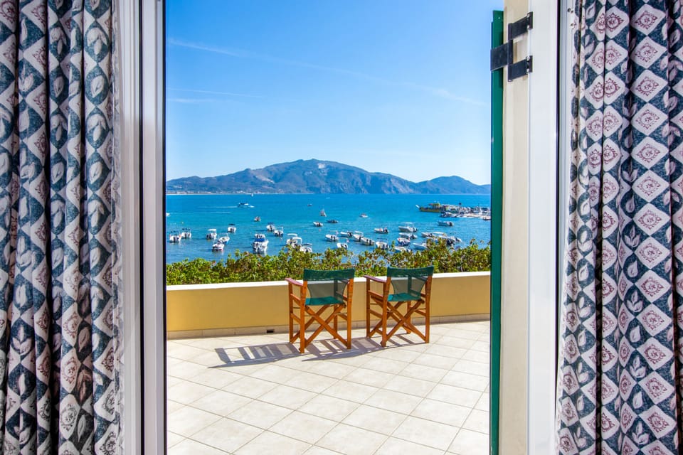 House, 3 Bedrooms, Sea View | Terrace/patio