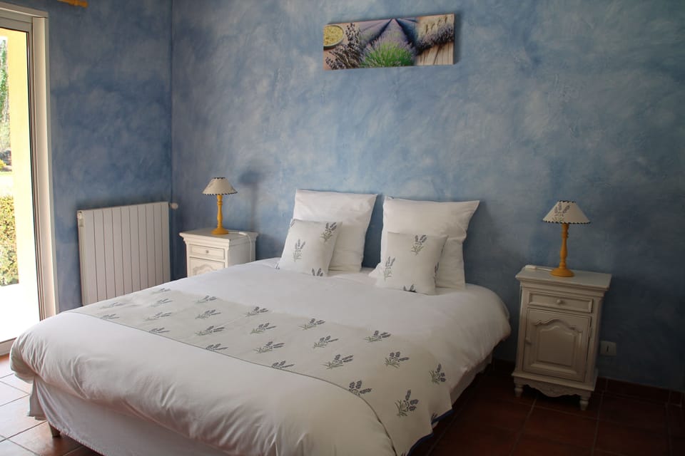 Double Room | In-room safe, individually decorated, individually furnished