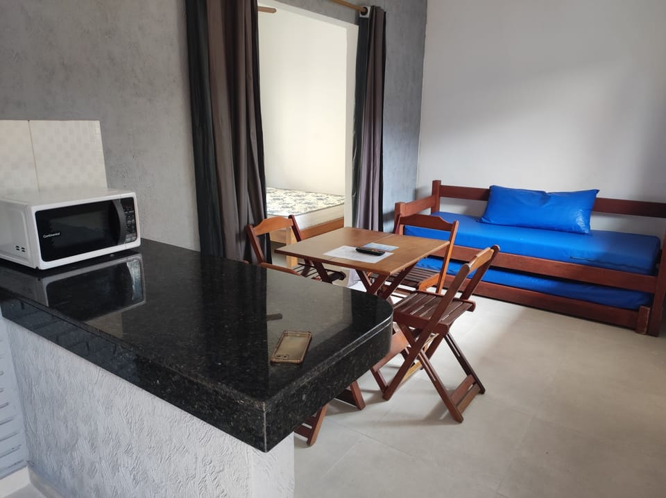 Basic Apartment, 1 Bedroom, Non Smoking, Microwave (4 pessoas) | Free WiFi, bed sheets