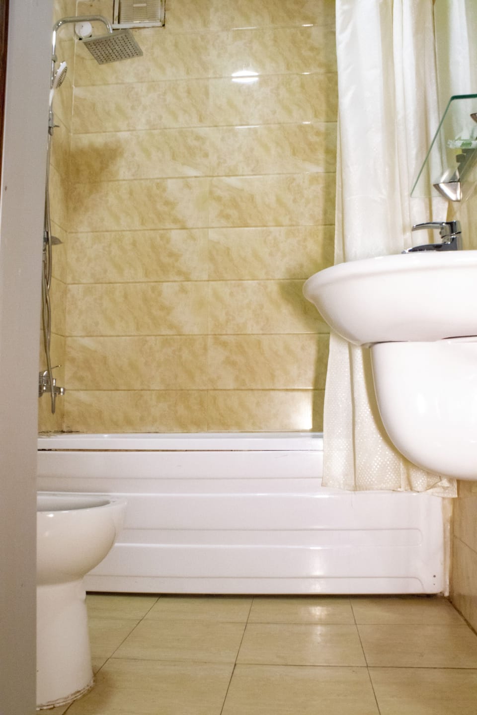 Suite (Diplomatic) | Bathroom | Separate tub and shower, deep soaking tub, rainfall showerhead