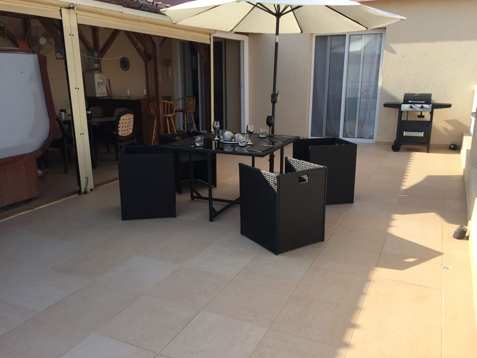Apartment | Balcony