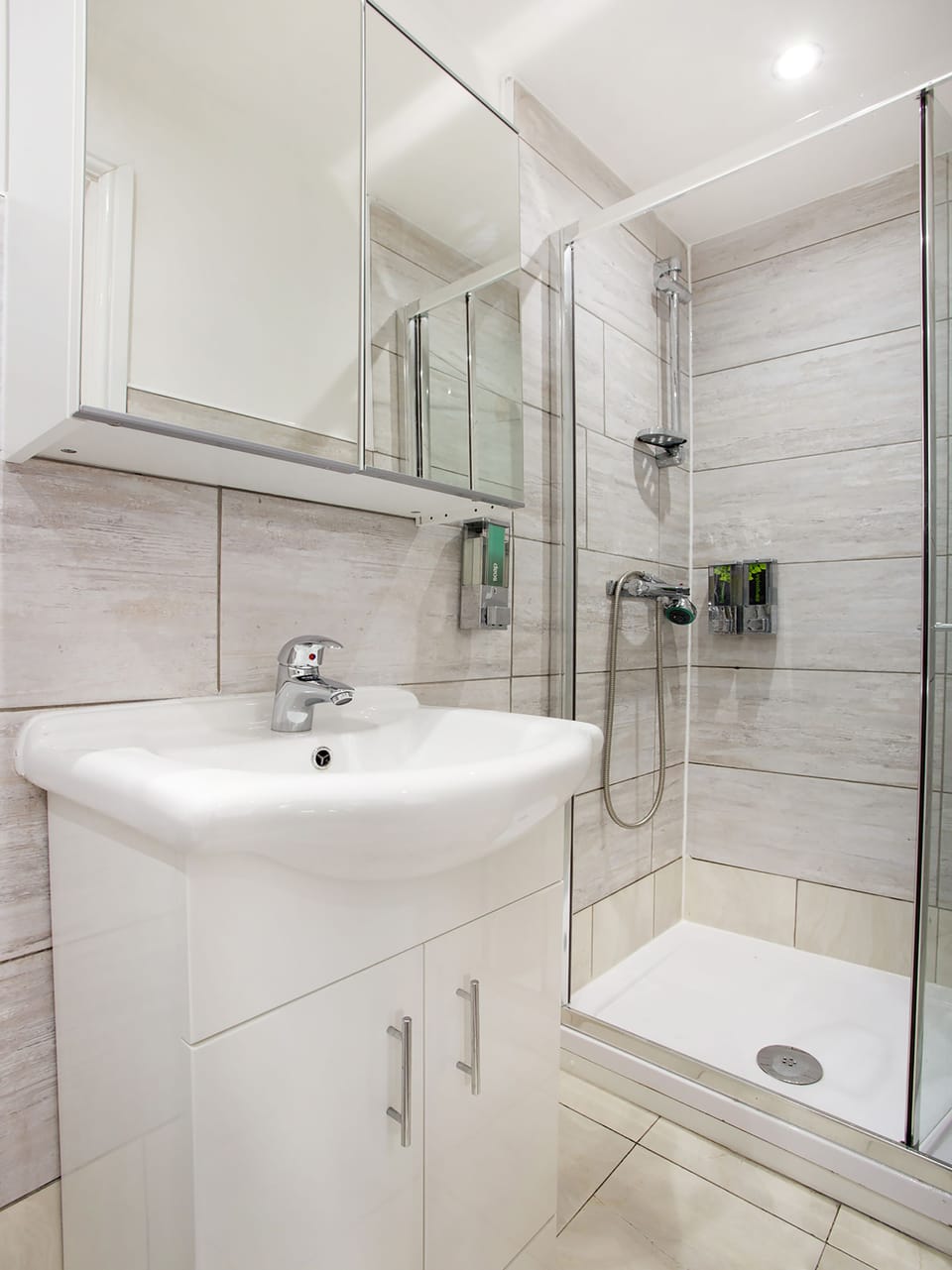 Shower, towels, soap, shampoo
