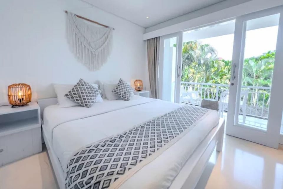Superior Double Room | In-room safe, free WiFi, bed sheets