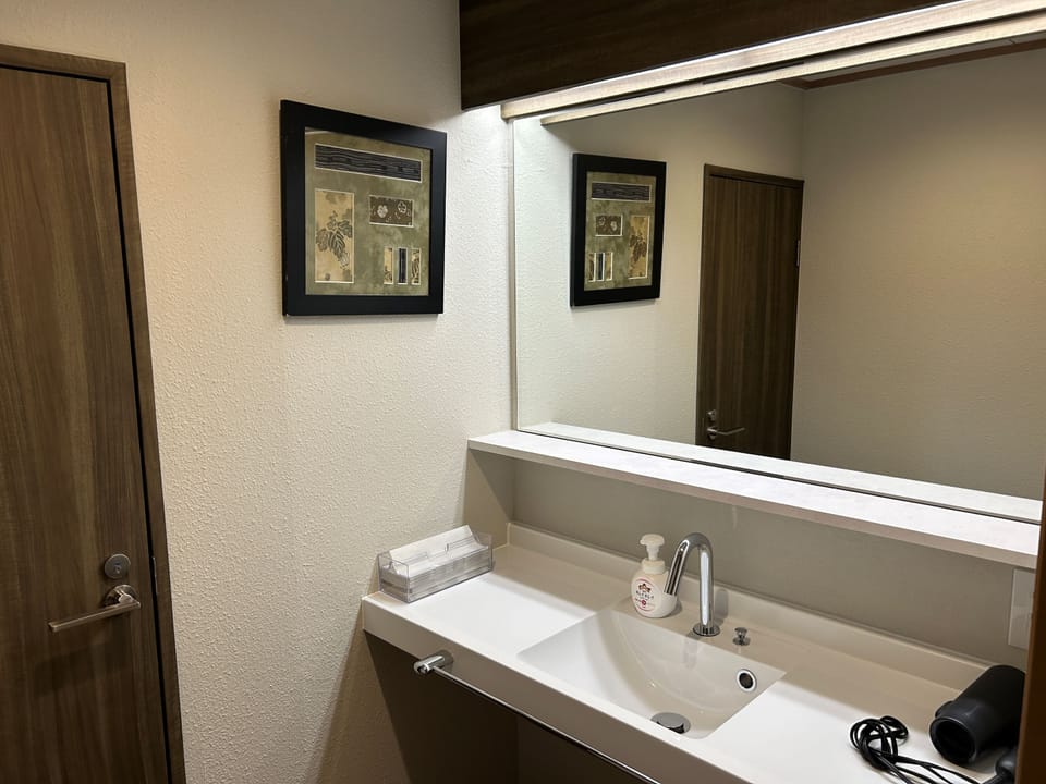 Economy Quadruple Room | Down comforters, free WiFi