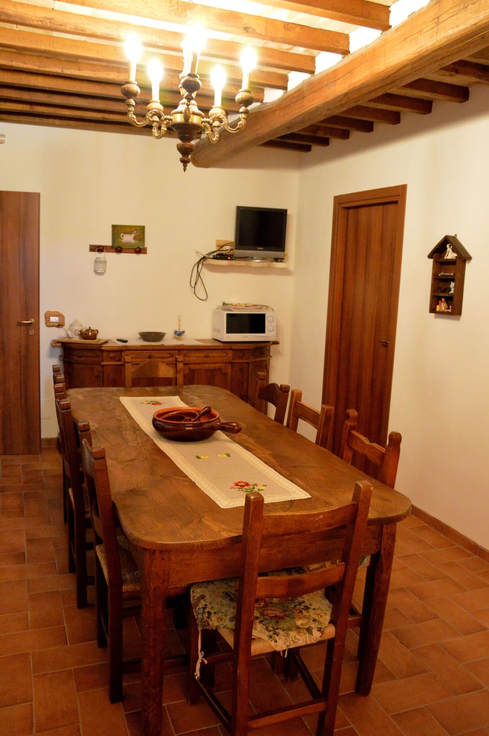 Basic Apartment, 2 Bedrooms, Kitchenette (Ribes) | In-room dining