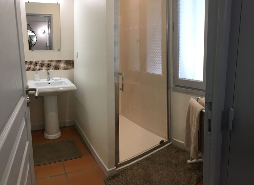House, Ensuite, Garden View | Bathroom