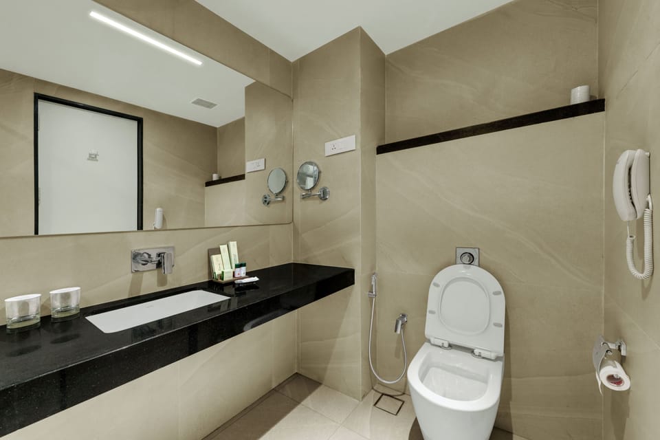Hazel Suite | Bathroom | Shower, rainfall showerhead, free toiletries, hair dryer