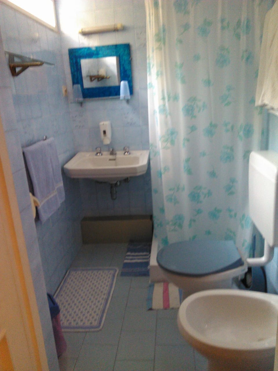 Double or Twin Room | Bathroom | Combined shower/tub, rainfall showerhead, bidet, towels