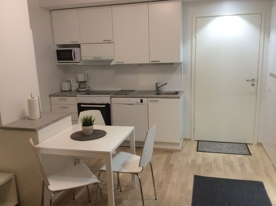 Apartment, Sauna | In-room dining